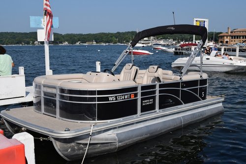 Lake Geneva Boat Rentals
